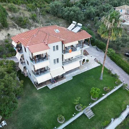 Aggeliki Apartments Nikiana Bagian luar foto