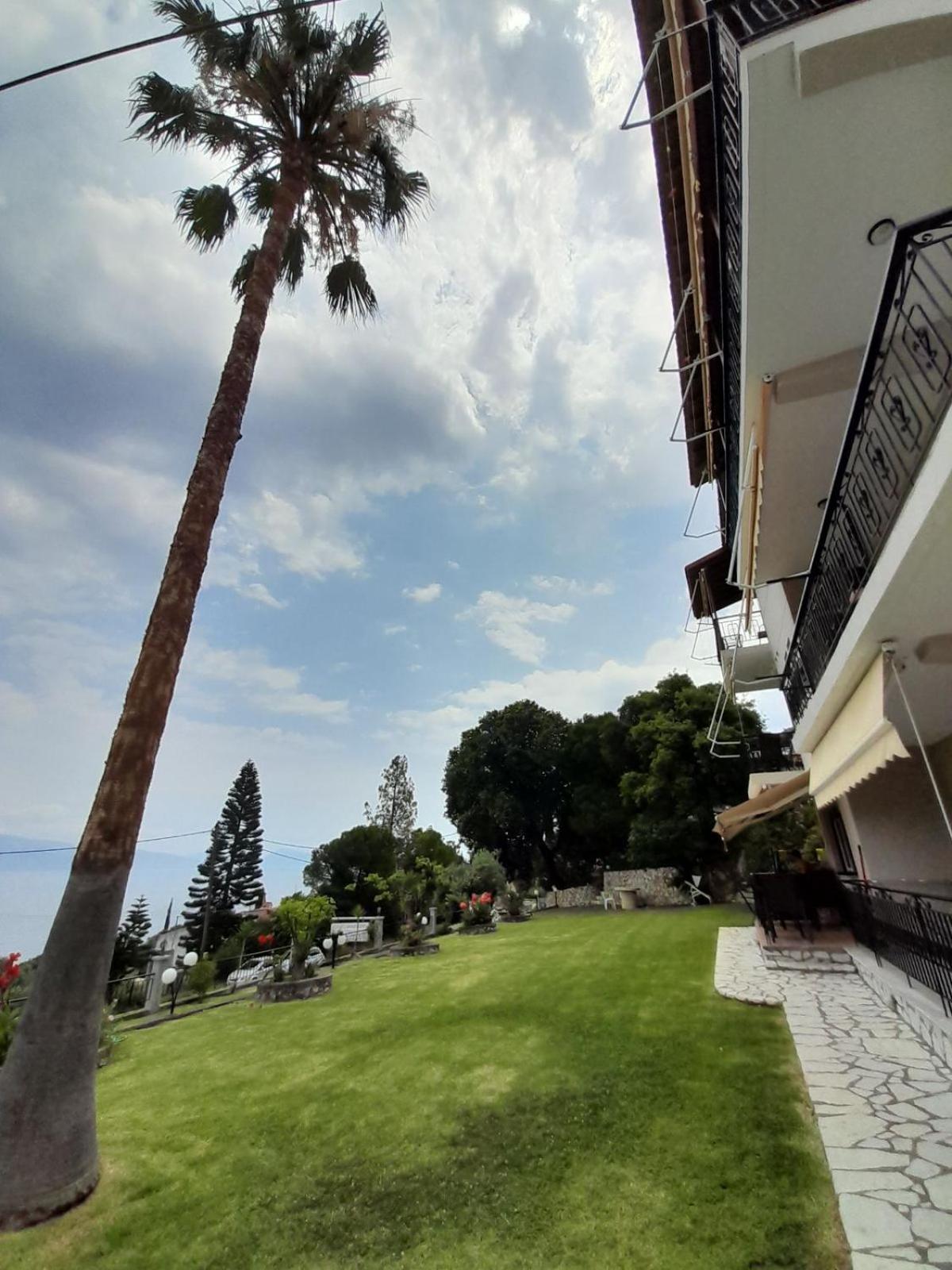 Aggeliki Apartments Nikiana Bagian luar foto