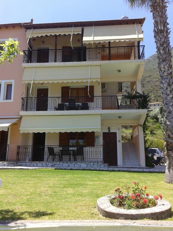 Aggeliki Apartments Nikiana Ruang foto
