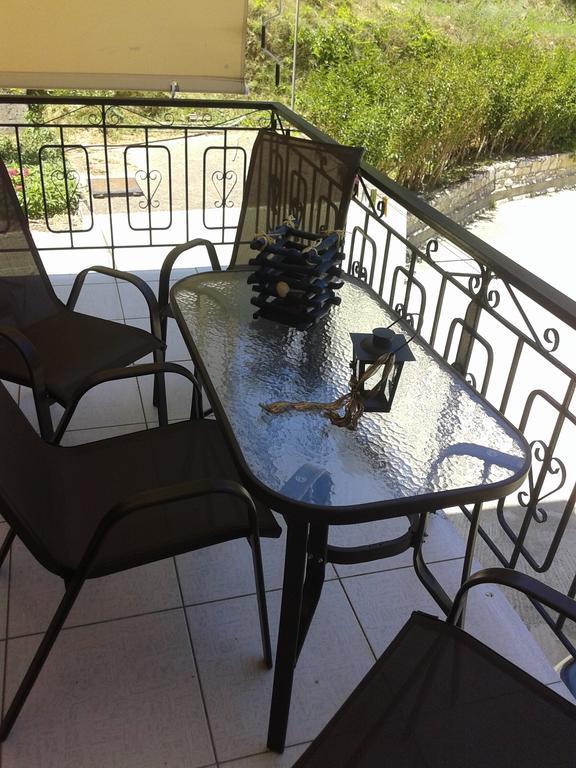 Aggeliki Apartments Nikiana Ruang foto