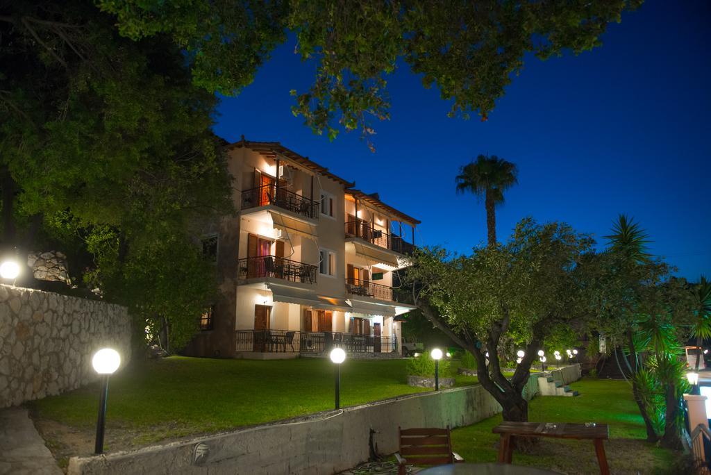 Aggeliki Apartments Nikiana Bagian luar foto